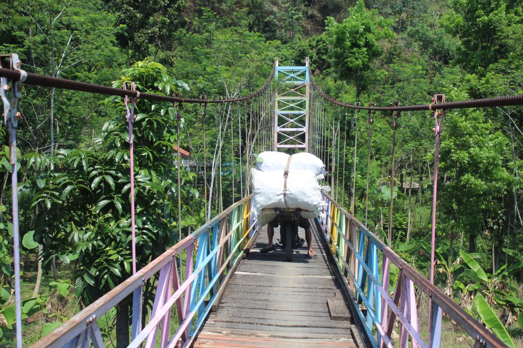 jembatan gantung danawarih - sangkanjaya